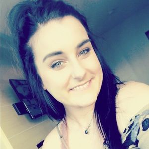 Meet your Posher, Kelli